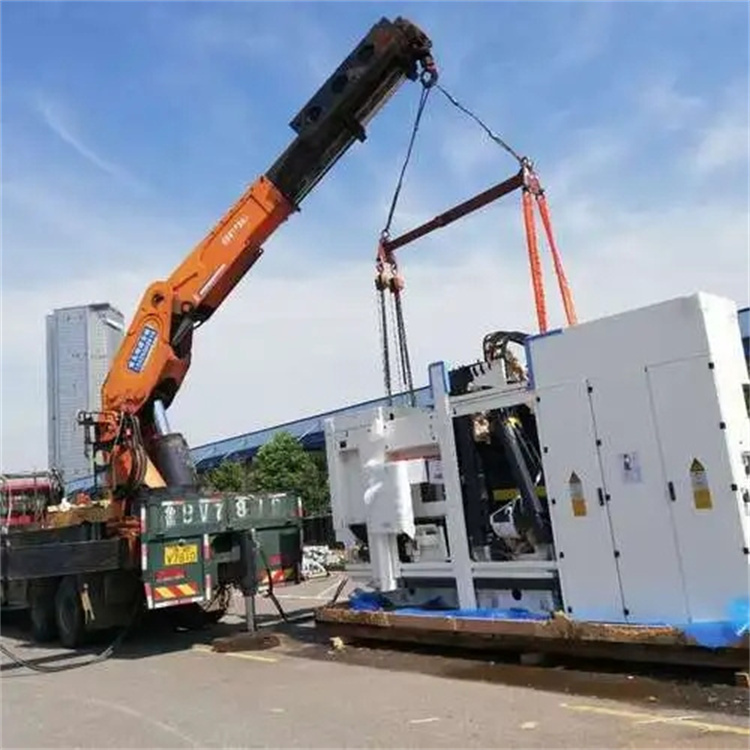 小板镇附近小吊车联系方式|8-16吨|本地及时服务